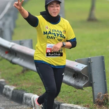 Runner Photo 7024740