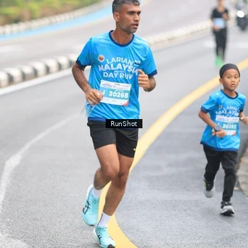 Runner Photo 7024767