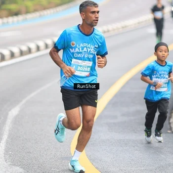 Runner Photo 7024768