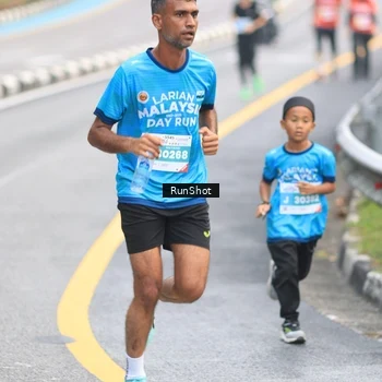 Runner Photo 7024770