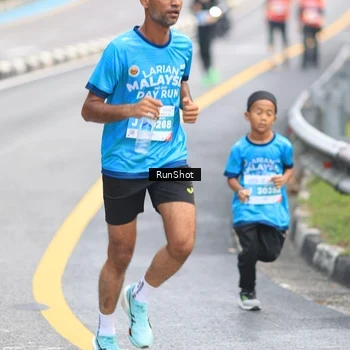 Runner Photo 7024771