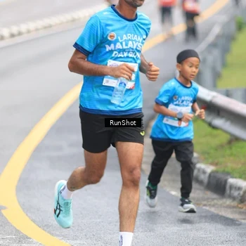 Runner Photo 7024772