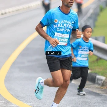Runner Photo 7024780