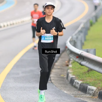 Runner Photo 7024808