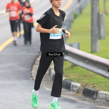 Runner Photo 7024812