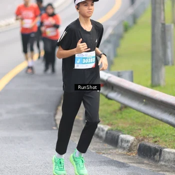 Runner Photo 7024826