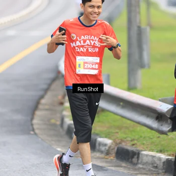 Runner Photo 7024854