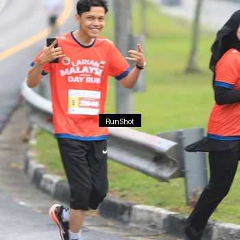 Runner Photo 7024855