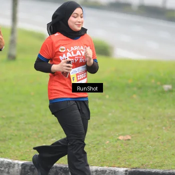 Runner Photo 7024858