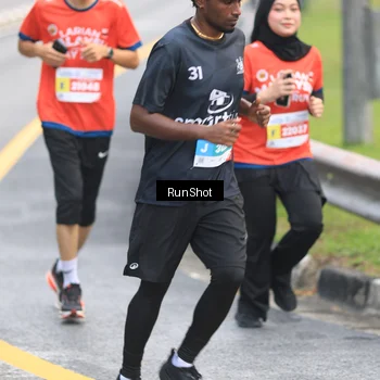 Runner Photo 7024859