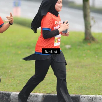 Runner Photo 7024866