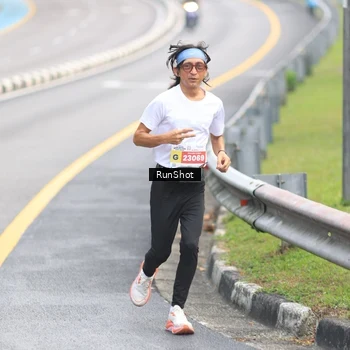 Runner Photo 7024873