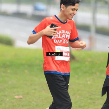 Runner Photo 7024874
