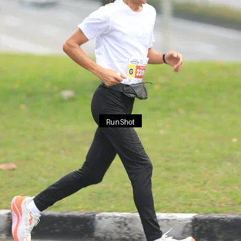 Runner Photo 7024894
