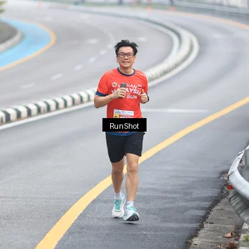 Runner Photo 7024911