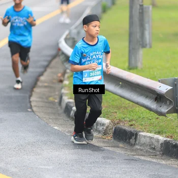 Runner Photo 7024914