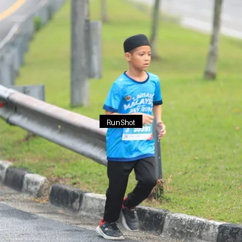 Runner Photo 7024928