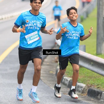 Runner Photo 7024939