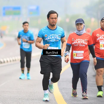 Runner Photo 7024961