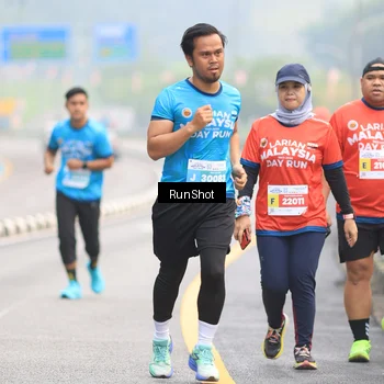 Runner Photo 7024963