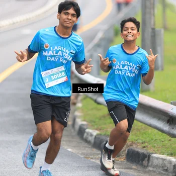 Runner Photo 7024967