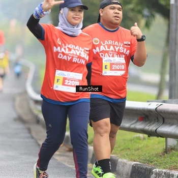 Runner Photo 7024994
