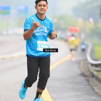 Runner Photo 7025005
