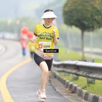Runner Photo 7025018