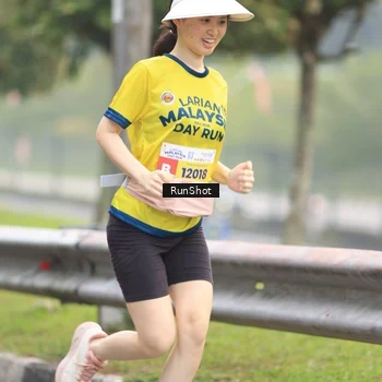 Runner Photo 7025033