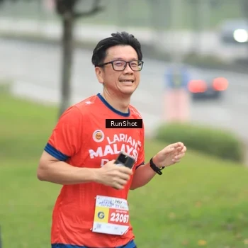Runner Photo 7025074