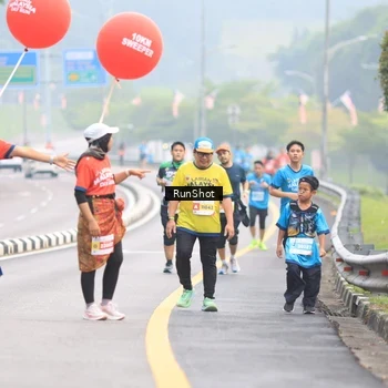Runner Photo 7025077