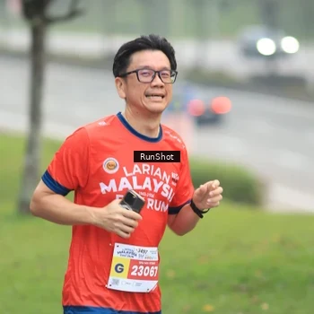 Runner Photo 7025089