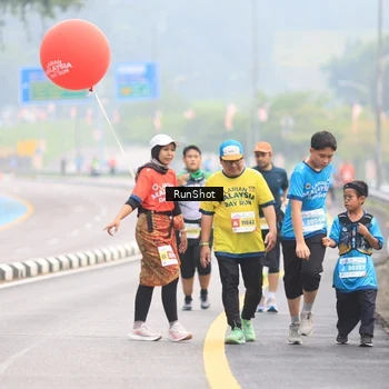 Runner Photo 7025093