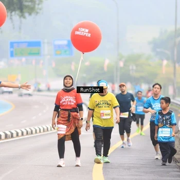 Runner Photo 7025101