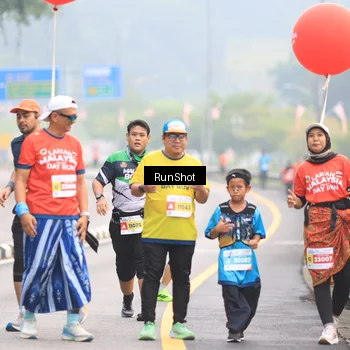 Runner Photo 7025111