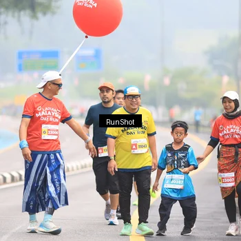 Runner Photo 7025117
