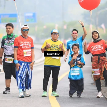 Runner Photo 7025119