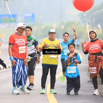 Runner Photo 7025121
