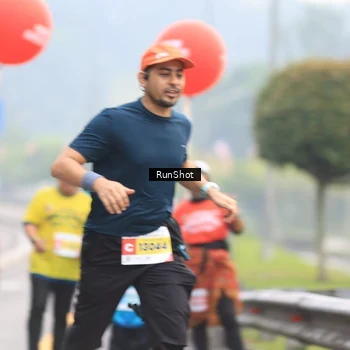 Runner Photo 7025134