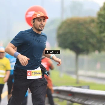Runner Photo 7025138