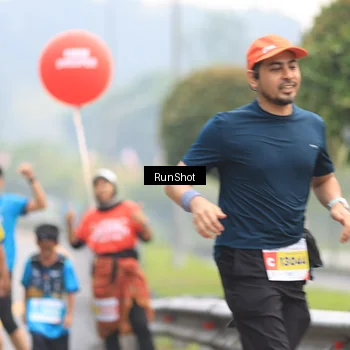 Runner Photo 7025141