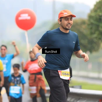 Runner Photo 7025142