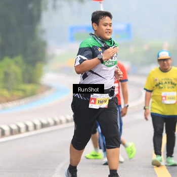 Runner Photo 7025147