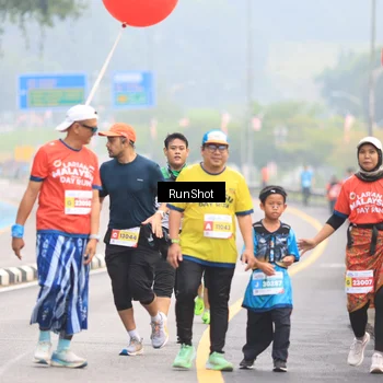 Runner Photo 7025148