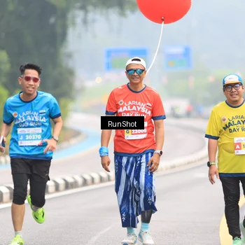 Runner Photo 7025162