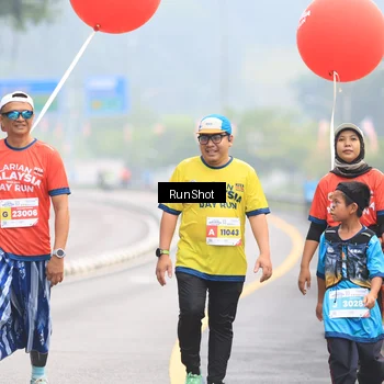 Runner Photo 7025168