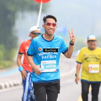 Runner Photo 7025173