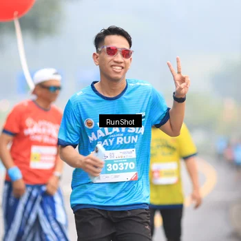 Runner Photo 7025175