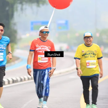 Runner Photo 7025184