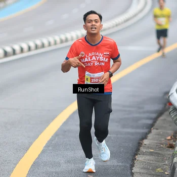 Runner Photo 7025186
